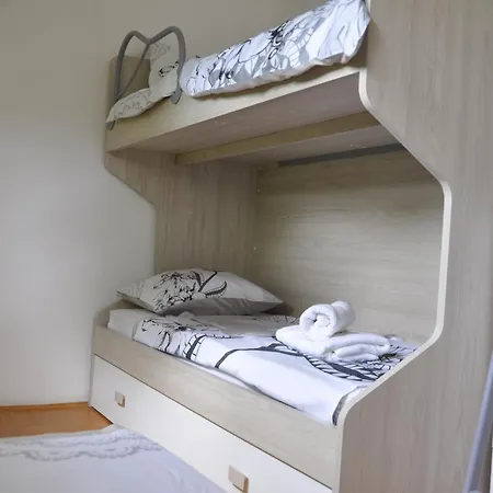 Terme Catez - Sonce 度假居 *